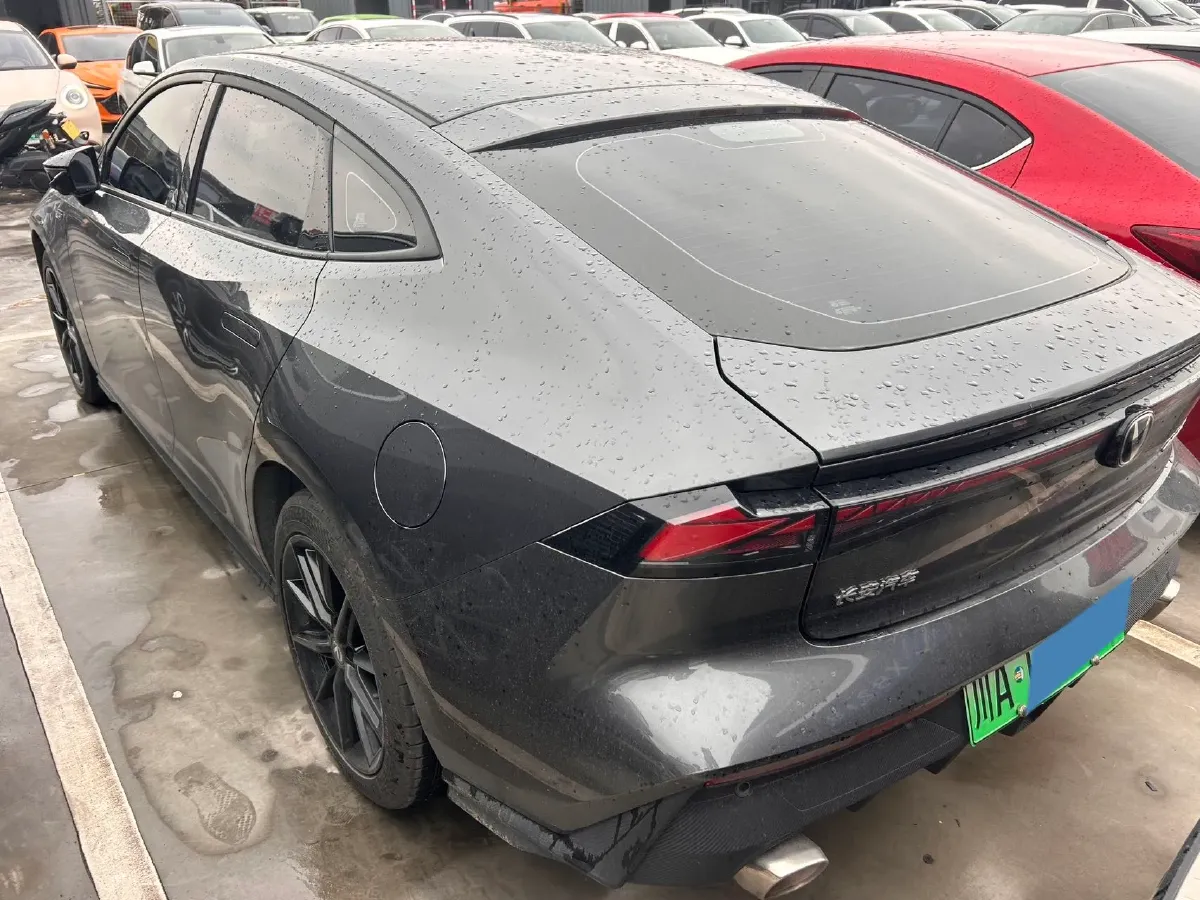 2023 ChangAn UNI-V iDD 1.5T 170HP L4 6TCT PHEV 18.4KWH,autocango,china used car exporter,china ev exporter,chinese used car exporter,chinese used ev exporter