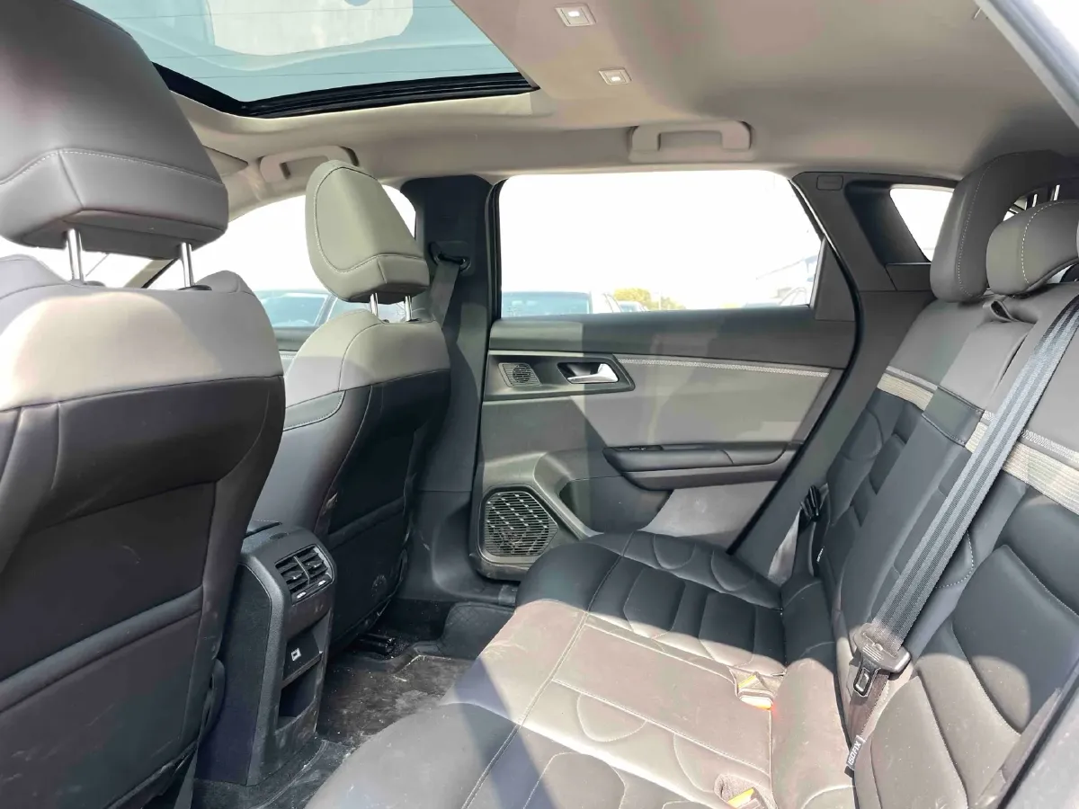 2022 Citroen C5 X 1.6T 175HP L4 8AT,autocango,china used car exporter,china ev exporter,chinese used car exporter,chinese used ev exporter