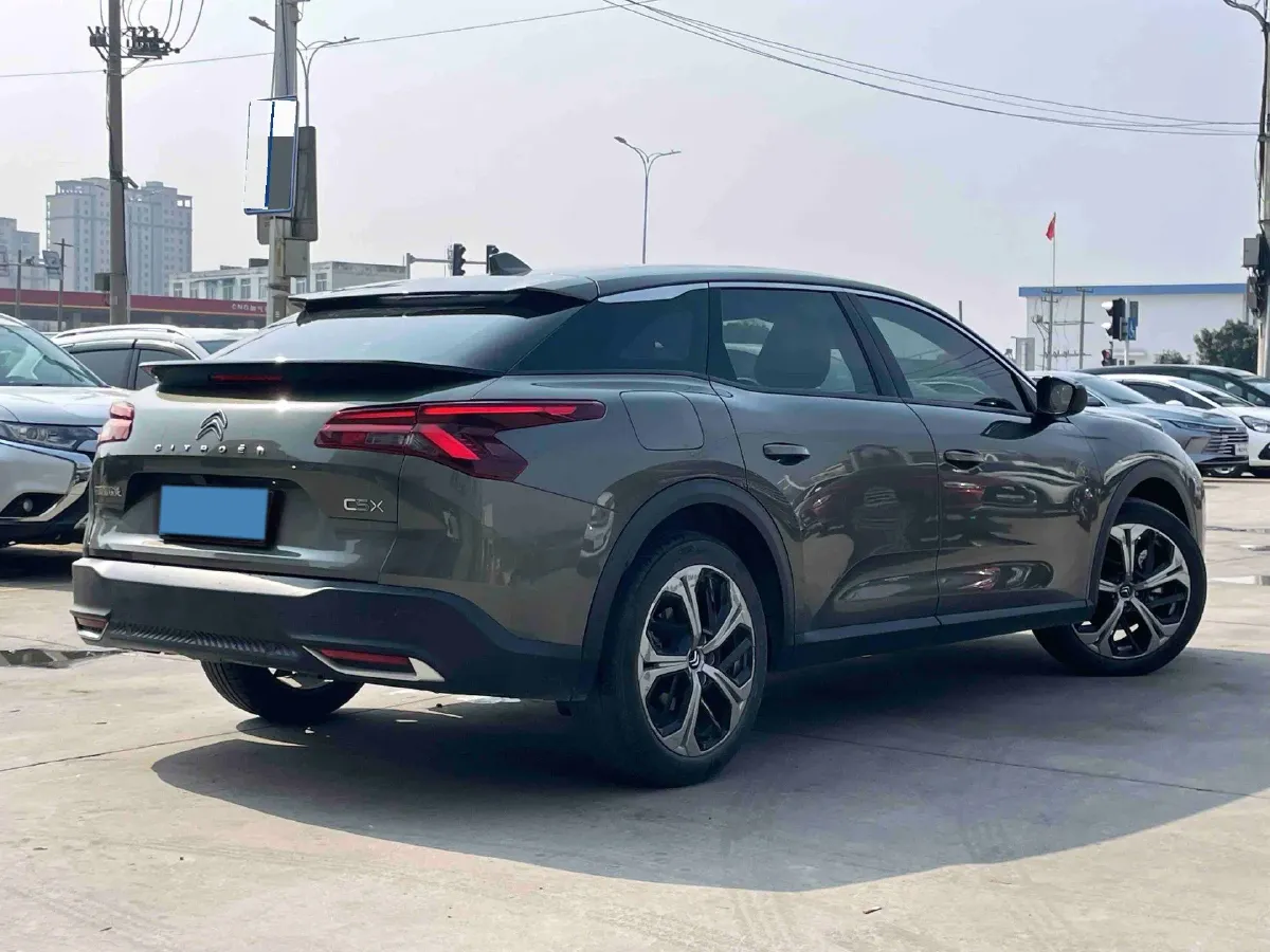 2022 Citroen C5 X 1.6T 175HP L4 8AT,autocango,china used car exporter,china ev exporter,chinese used car exporter,chinese used ev exporter