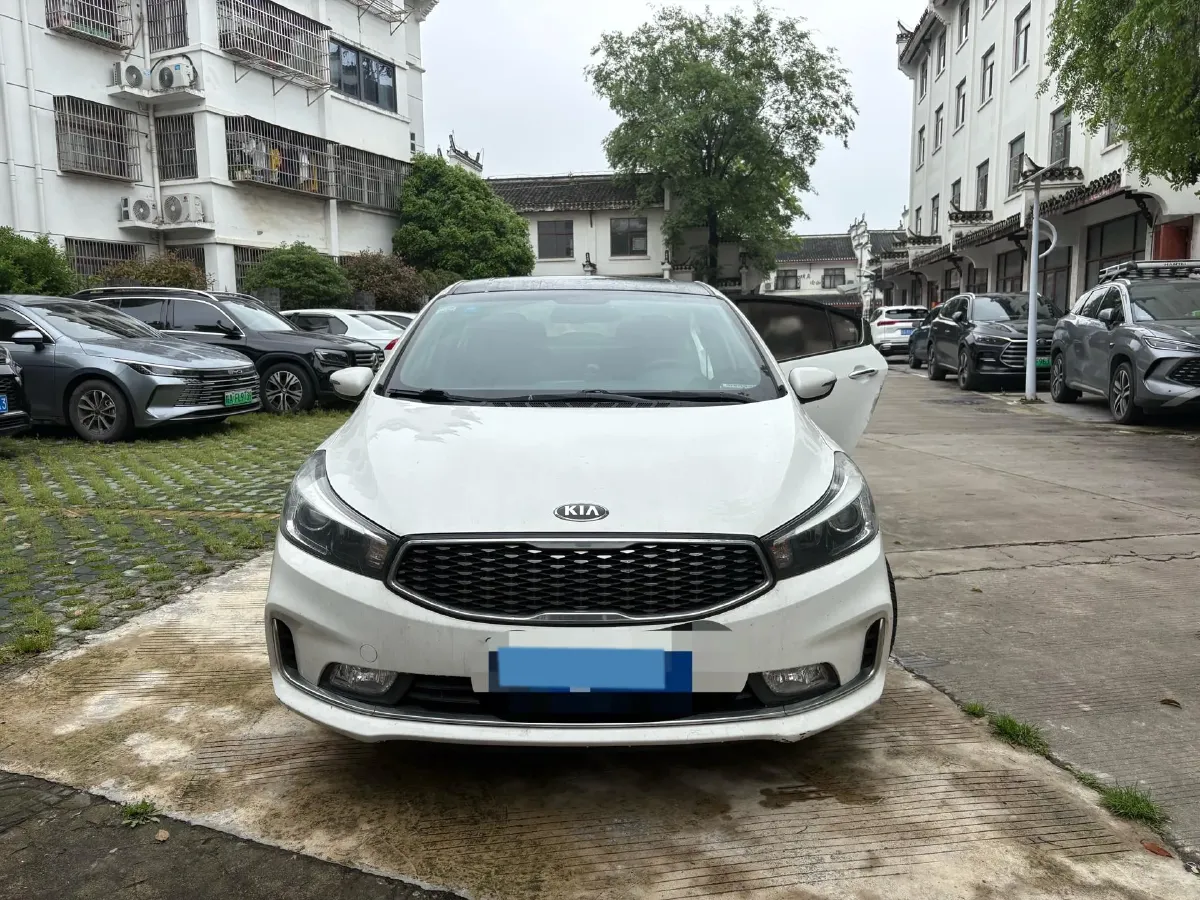 2017 Kia K3 1.6L 128HP L4 6AT,autocango,china used car exporter,china ev exporter,chinese used car exporter,chinese used ev exporter