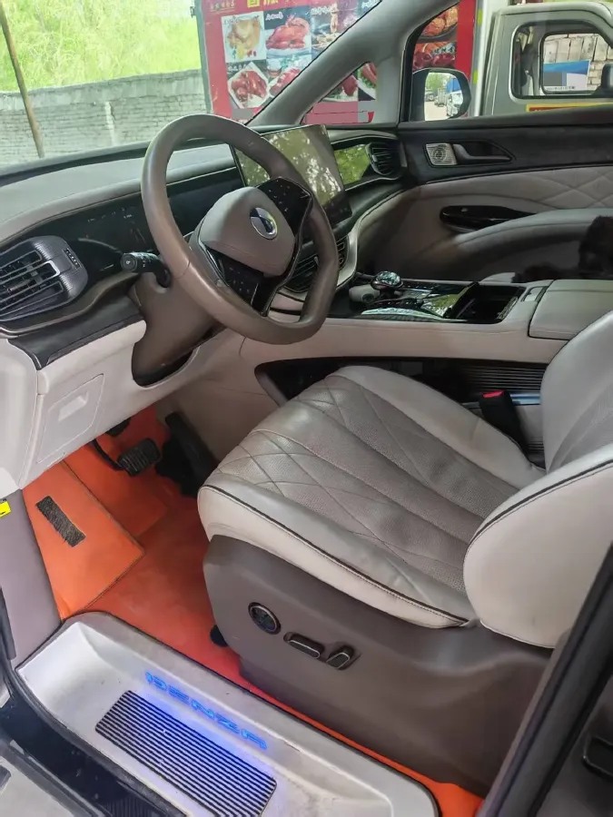 2022 HongQi HS7 3.0T 337HP V6 8AT,autocango,china used car exporter,china ev exporter,chinese used car exporter,chinese used ev exporter