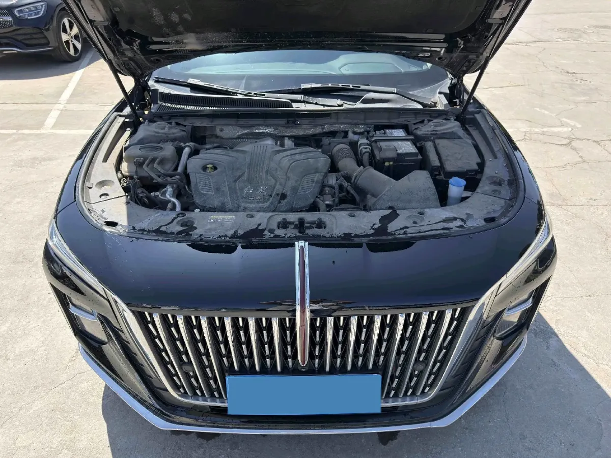 2024 HongQi H5 2.0T 224HP L4 8AT,autocango,china used car exporter,china ev exporter,chinese used car exporter,chinese used ev exporter