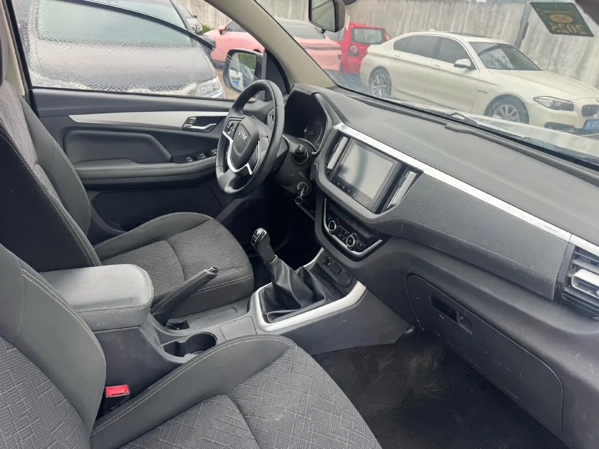 2018 Isuzu Jim 2.0T 204HP L4 5MT,autocango,china used car exporter,china ev exporter,chinese used car exporter,chinese used ev exporter