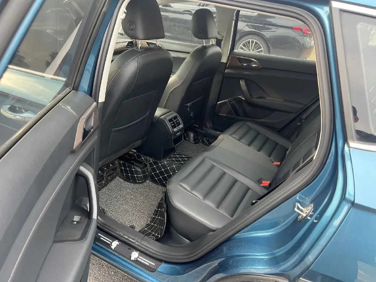 2021 Volkswagen Tharu 1.4T 150HP L4 7DCT,autocango,china used car exporter,china ev exporter,chinese used car exporter,chinese used ev exporter