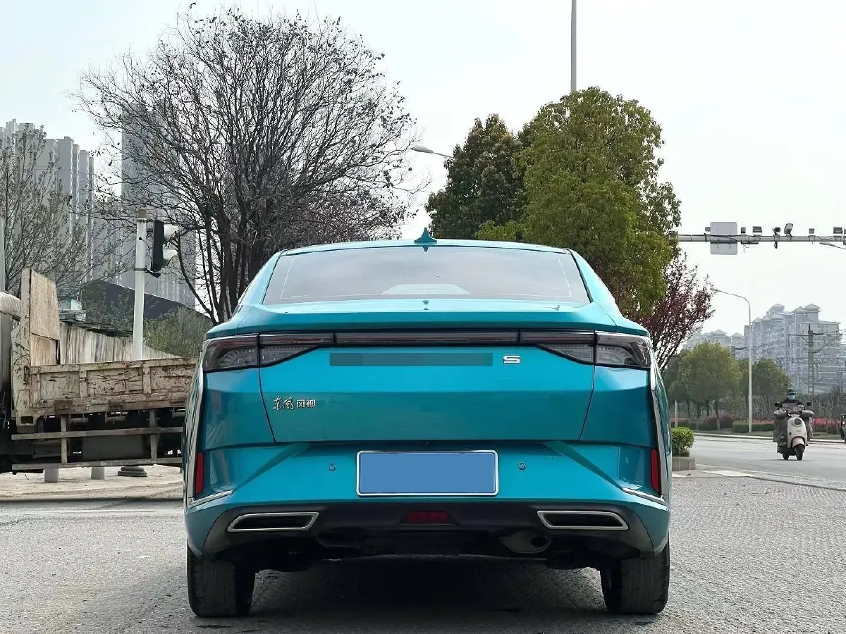 2020 DongFeng Aeolus YiXuan 1.5T 150HP L4 6DCT,autocango,china used car exporter,china ev exporter,chinese used car exporter,chinese used ev exporter