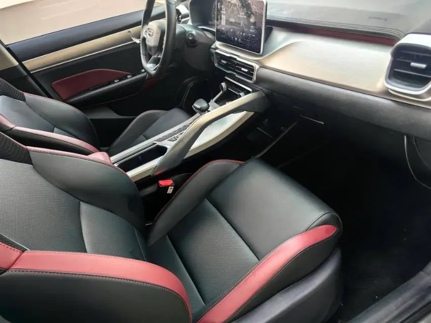 2021 Geely Coolray 1.4T 141HP L4 6DCT,autocango,china used car exporter,china ev exporter,chinese used car exporter,chinese used ev exporter