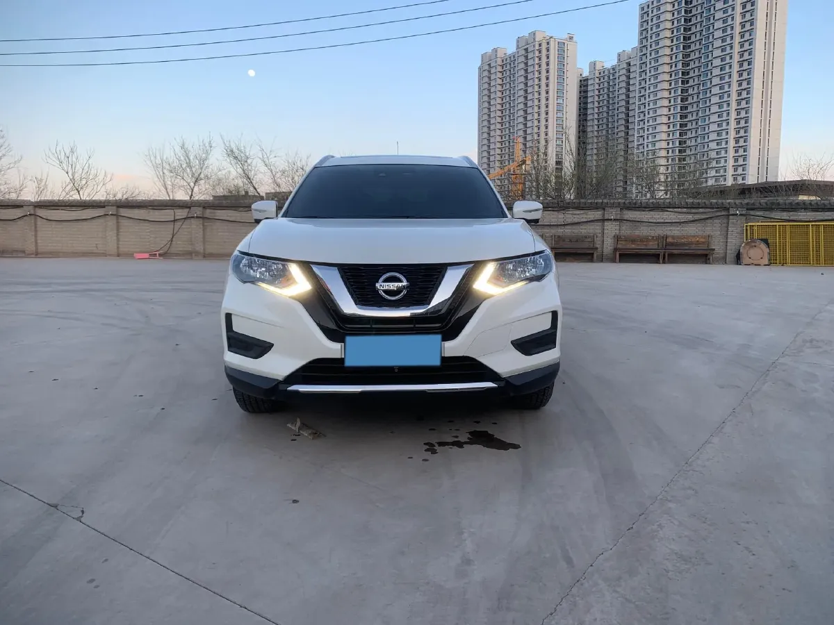 2023 Nissan X-Trail 2.0L 151HP L4 CVT,autocango,china used car exporter,china ev exporter,chinese used car exporter,chinese used ev exporter