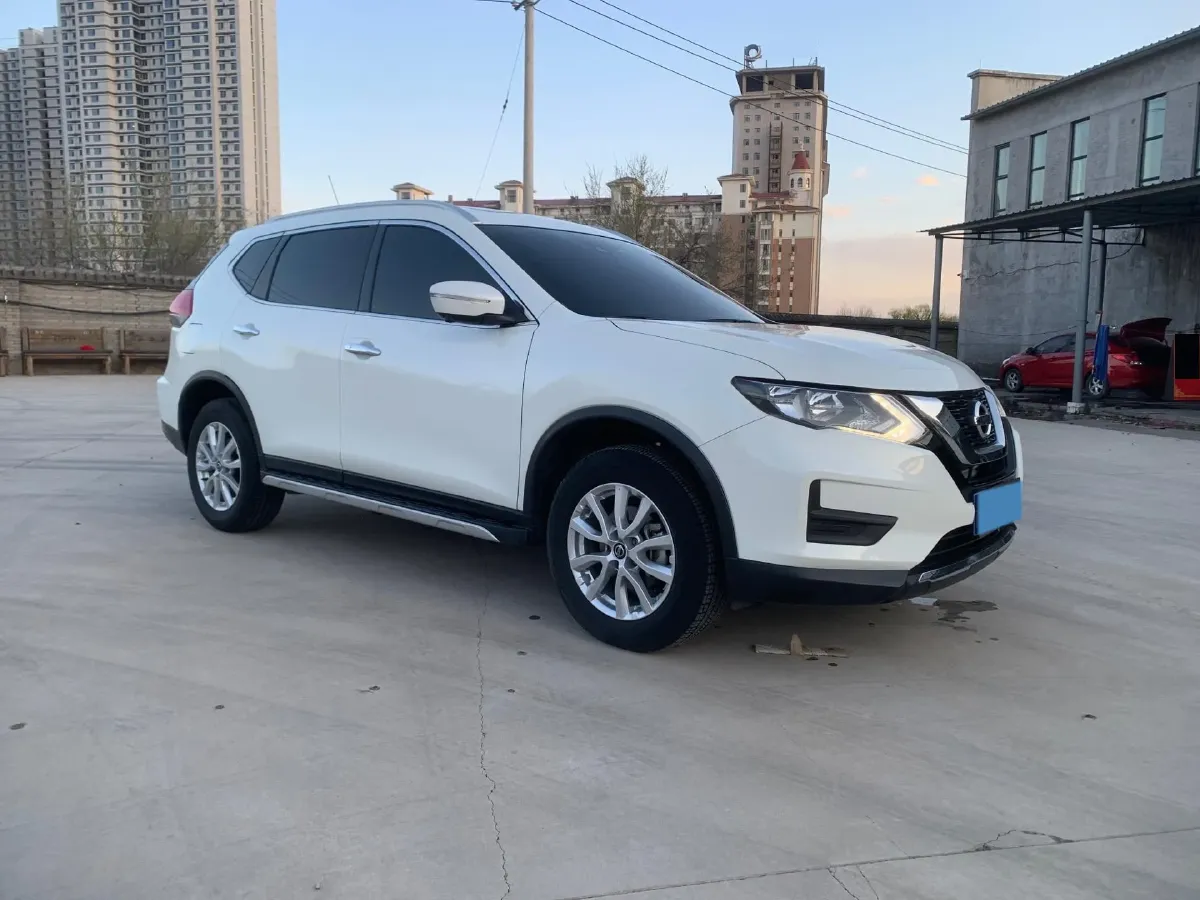 2023 Nissan X-Trail 2.0L 151HP L4 CVT,autocango,china used car exporter,china ev exporter,chinese used car exporter,chinese used ev exporter