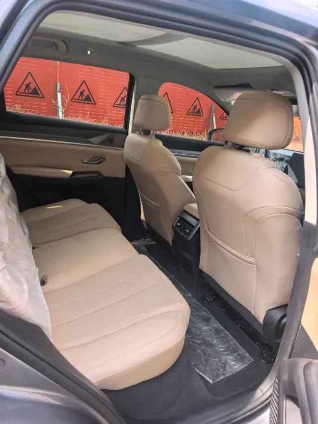 2025 BYD Song Pro 1.5L 101HP L4 E-CVT PHEV 12.9KWH,autocango,china used car exporter,china ev exporter,chinese used car exporter,chinese used ev exporter