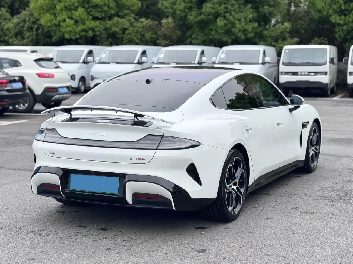 2024 MI SU7 BEV 101KWH,autocango,china used car exporter,china ev exporter,chinese used car exporter,chinese used ev exporter