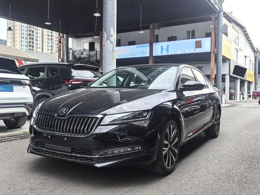 2023 Skoda Superb 1.4T 150HP L4 7DCT,autocango,china used car exporter,china ev exporter,chinese used car exporter,chinese used ev exporter