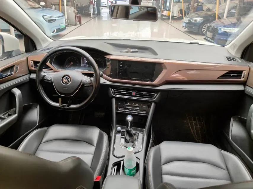 2021 Volkswagen Tharu 1.4T 150HP L4 7DCT,autocango,china used car exporter,china ev exporter,chinese used car exporter,chinese used ev exporter