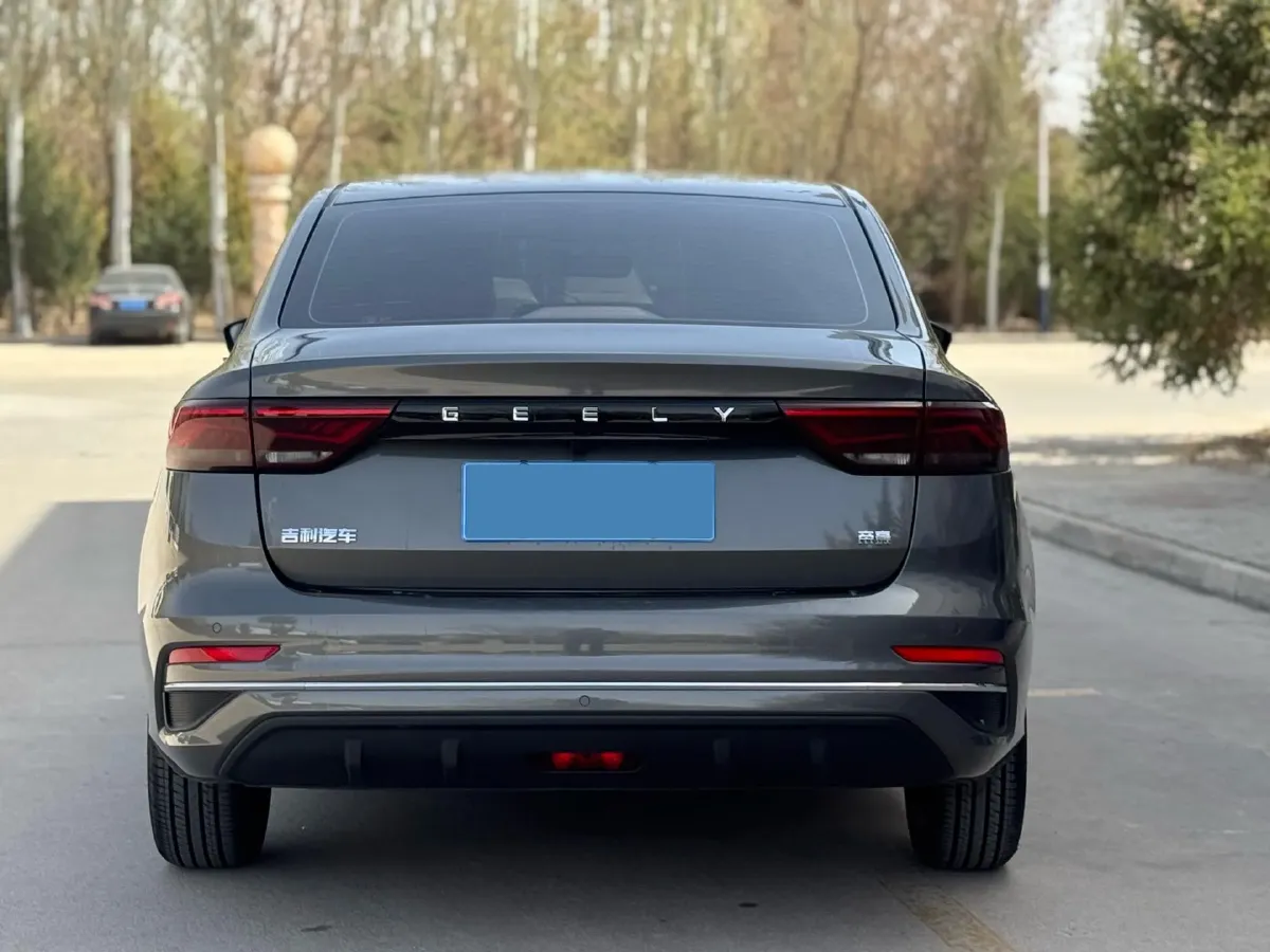 2025 Geely Emgrand 1.5L 127HP L4 CVT,autocango,china used car exporter,china ev exporter,chinese used car exporter,chinese used ev exporter