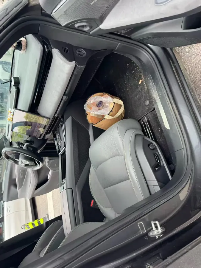 2025 LYNK&CO 08 EM-P 1.5T 163HP L4 3DHT PHEV 21.2KWH,autocango,china used car exporter,china ev exporter,chinese used car exporter,chinese used ev exporter