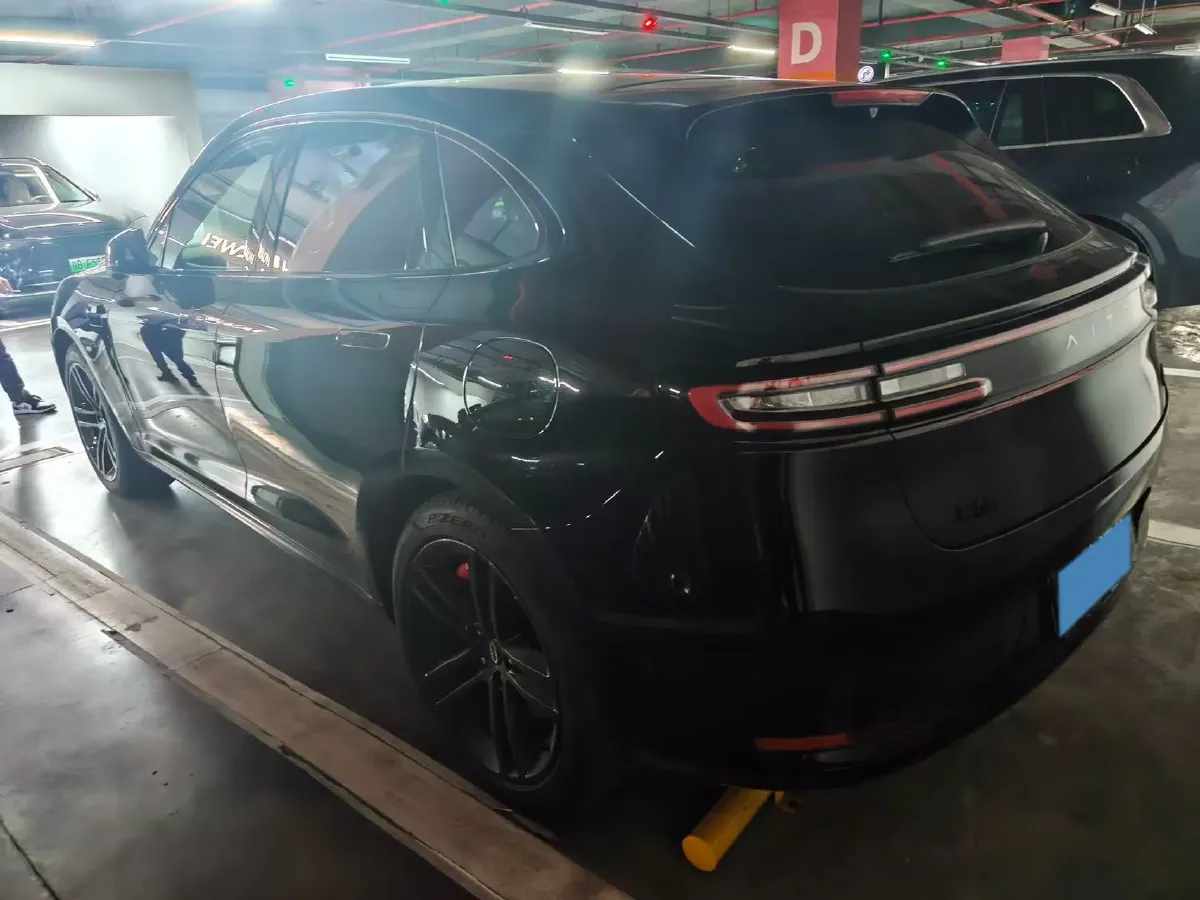 2025 AITO AITO M5 1.5T 152HP L4 REEV 42KWH,autocango,china used car exporter,china ev exporter,chinese used car exporter,chinese used ev exporter