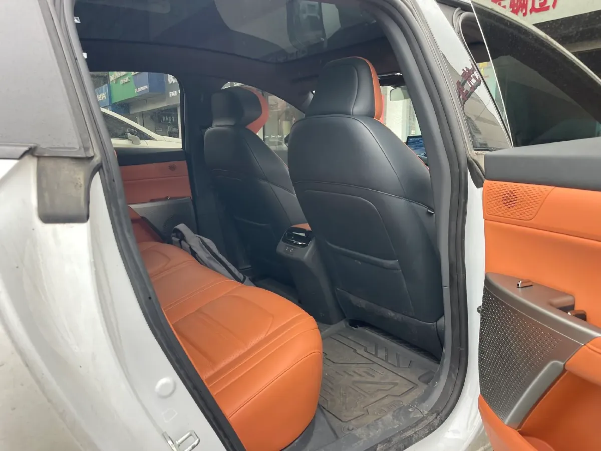 2024 DongFeng eπ eπ007 REEV 105HP REEV 28.4KWH,autocango,china used car exporter,china ev exporter,chinese used car exporter,chinese used ev exporter