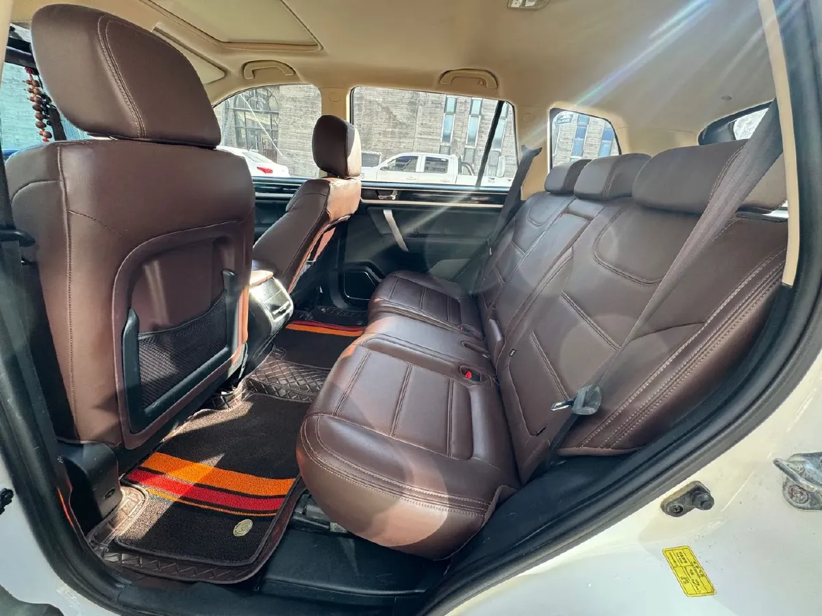 2018 Yema T70 1.8L 136HP L4 5MT,autocango,china used car exporter,china ev exporter,chinese used car exporter,chinese used ev exporter