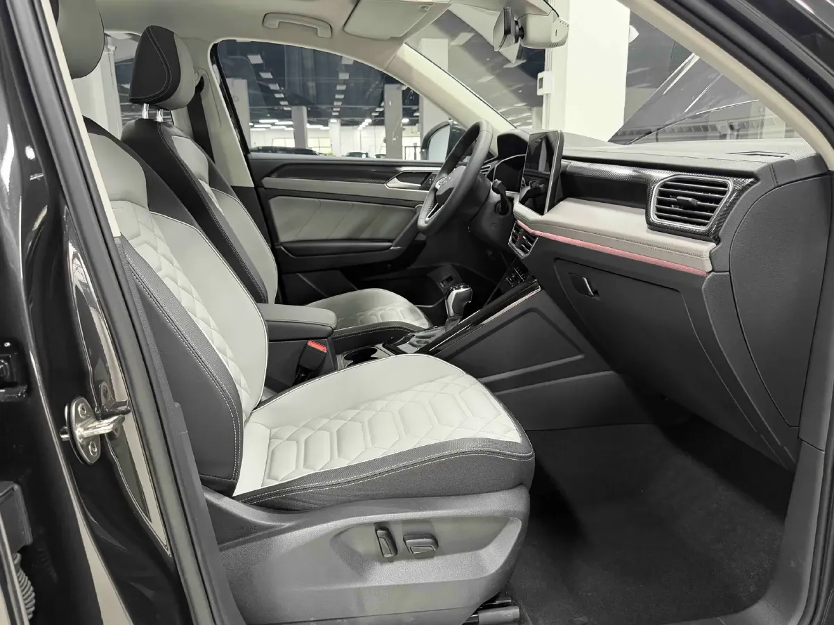 2023 Volkswagen Tayron 1.4T 150HP L4 7DCT,autocango,china used car exporter,china ev exporter,chinese used car exporter,chinese used ev exporter