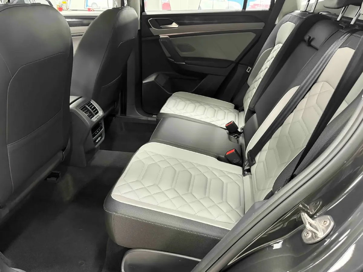 2023 Volkswagen Tayron 1.4T 150HP L4 7DCT,autocango,china used car exporter,china ev exporter,chinese used car exporter,chinese used ev exporter