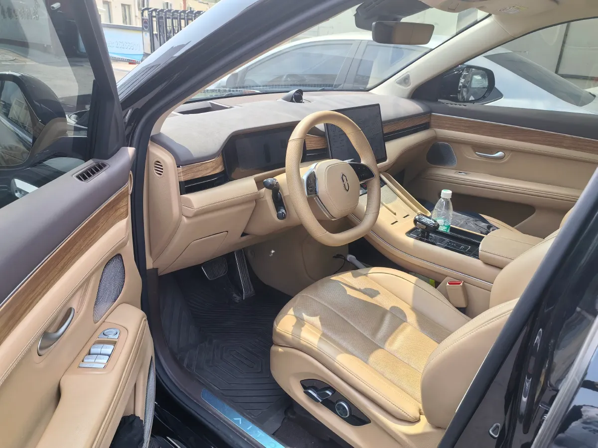 2024 AITO AITO M7 1.5T 152HP L4 REEV 42KWH,autocango,china used car exporter,china ev exporter,chinese used car exporter,chinese used ev exporter