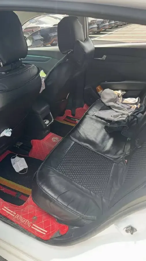 2020 DongFeng Aeolus YiXuan 1.0T 125HP L3 5MT,autocango,china used car exporter,china ev exporter,chinese used car exporter,chinese used ev exporter