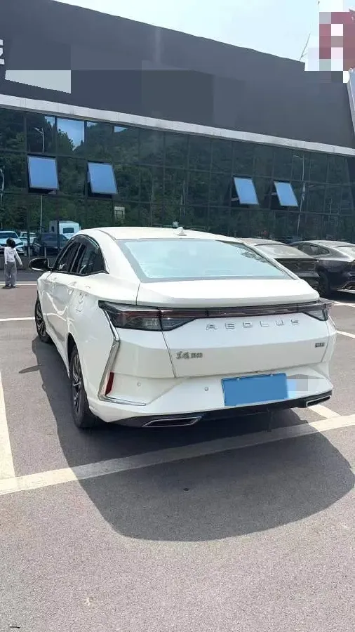 2020 DongFeng Aeolus YiXuan 1.0T 125HP L3 5MT,autocango,china used car exporter,china ev exporter,chinese used car exporter,chinese used ev exporter