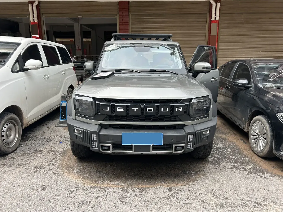 2023 Jetour Traveller 1.5T 184HP L4 7DCT,autocango,china used car exporter,china ev exporter,chinese used car exporter,chinese used ev exporter
