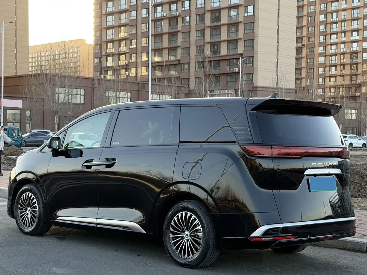 2022 HongQi HS7 3.0T 337HP V6 8AT,autocango,china used car exporter,china ev exporter,chinese used car exporter,chinese used ev exporter