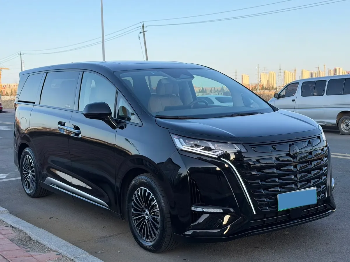 2022 HongQi HS7 3.0T 337HP V6 8AT,autocango,china used car exporter,china ev exporter,chinese used car exporter,chinese used ev exporter