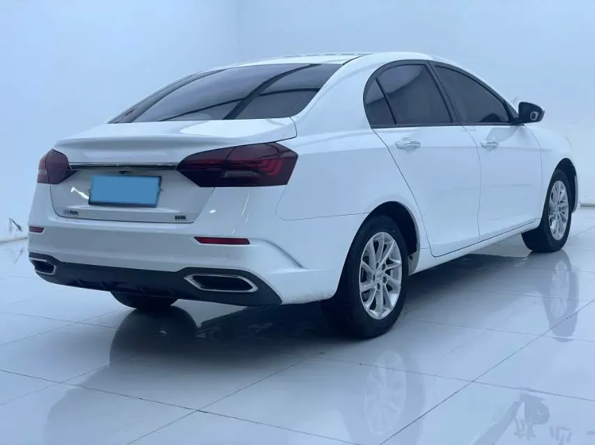 2021 BaoJun 530 1.5T 147HP L4 CVT,autocango,china used car exporter,china ev exporter,chinese used car exporter,chinese used ev exporter