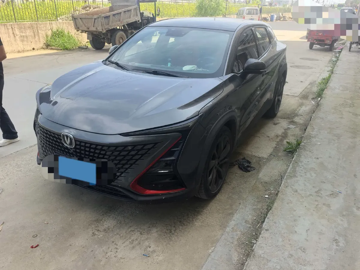 2020 ChangAn UNI-T 1.5T 180HP L4 7DCT,autocango,china used car exporter,china ev exporter,chinese used car exporter,chinese used ev exporter