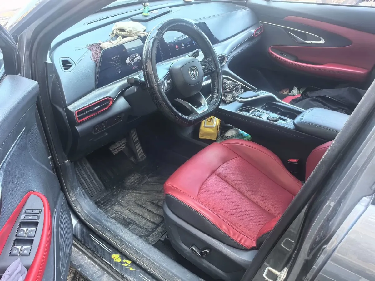 2020 ChangAn UNI-T 1.5T 180HP L4 7DCT,autocango,china used car exporter,china ev exporter,chinese used car exporter,chinese used ev exporter