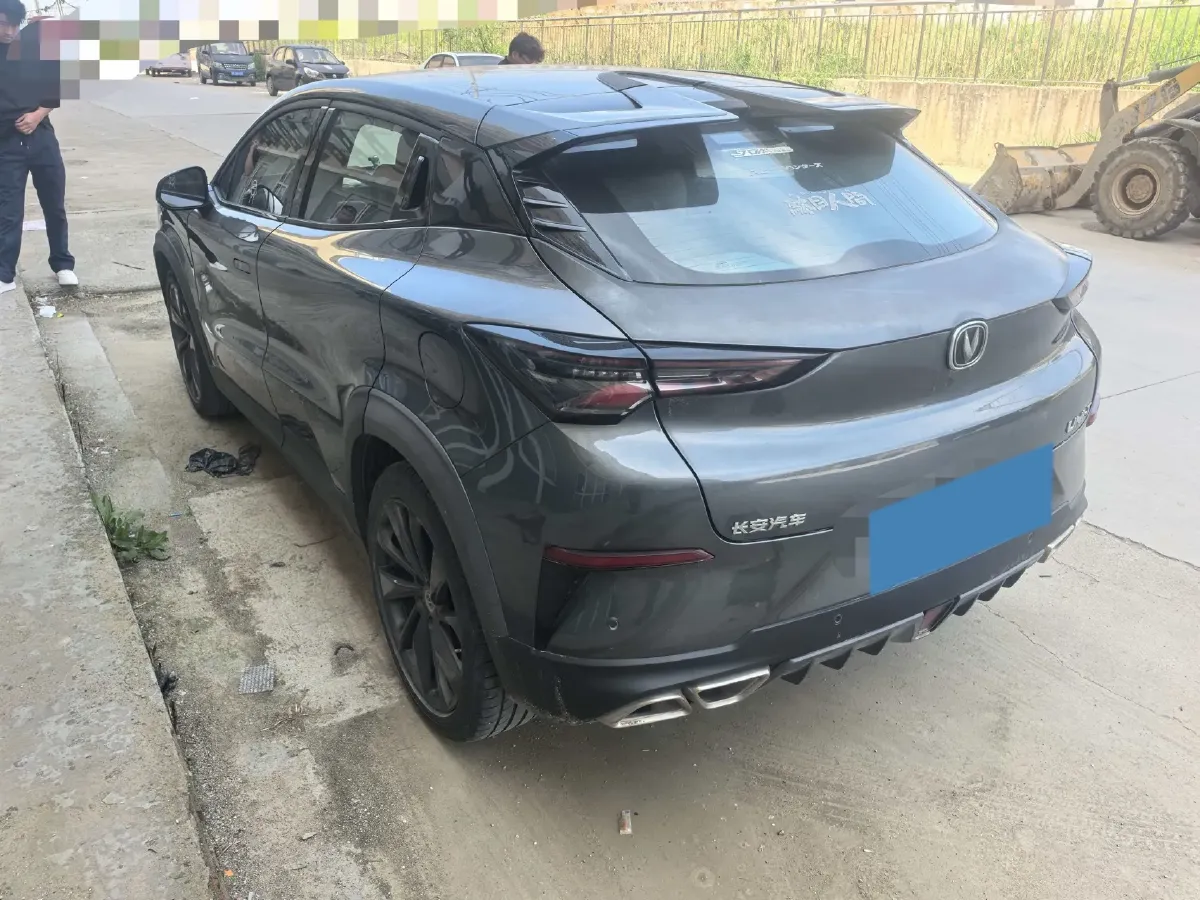 2020 ChangAn UNI-T 1.5T 180HP L4 7DCT,autocango,china used car exporter,china ev exporter,chinese used car exporter,chinese used ev exporter