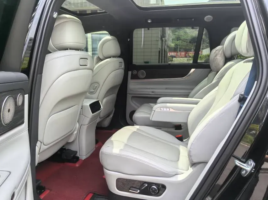 2024 AITO AITO M9 1.5T 152HP L4 REEV 42KWH,autocango,china used car exporter,china ev exporter,chinese used car exporter,chinese used ev exporter