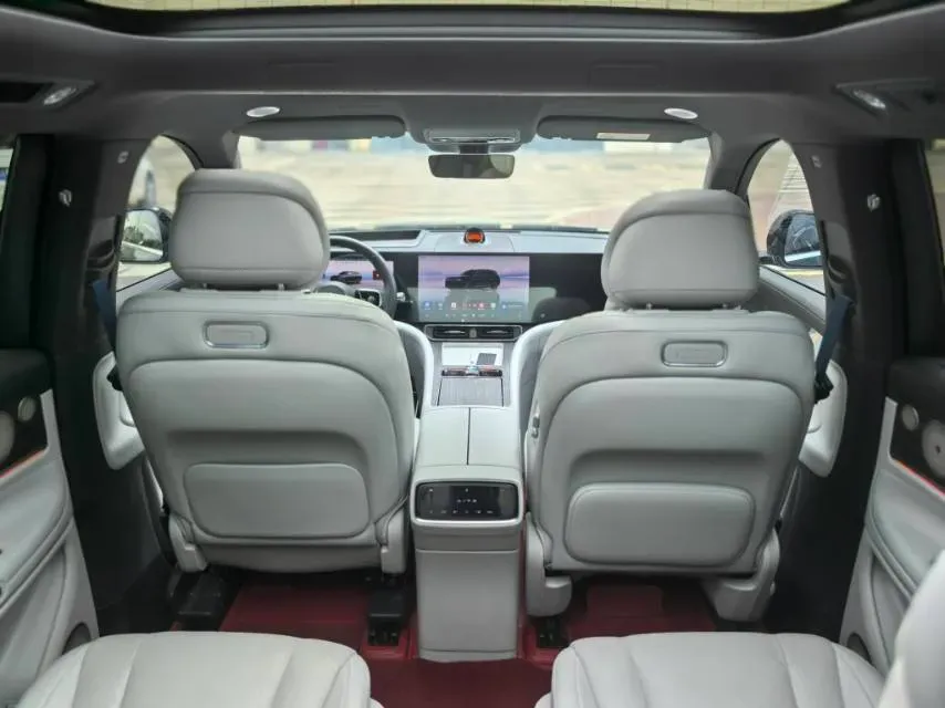 2024 AITO AITO M9 1.5T 152HP L4 REEV 42KWH,autocango,china used car exporter,china ev exporter,chinese used car exporter,chinese used ev exporter