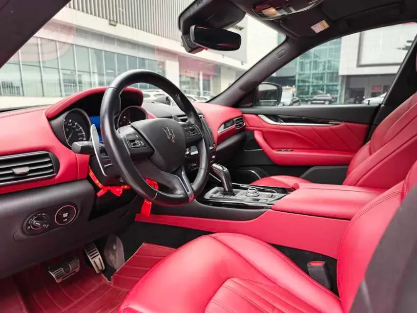 2020 Maserati Levante 3.0T 350HP V6 8AT,autocango,china used car exporter,china ev exporter,chinese used car exporter,chinese used ev exporter