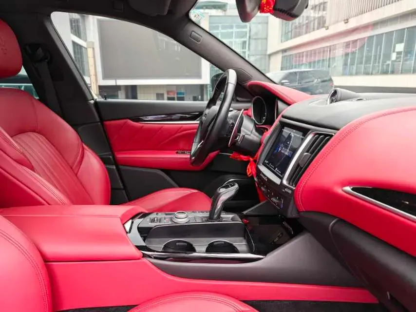 2020 Maserati Levante 3.0T 350HP V6 8AT,autocango,china used car exporter,china ev exporter,chinese used car exporter,chinese used ev exporter