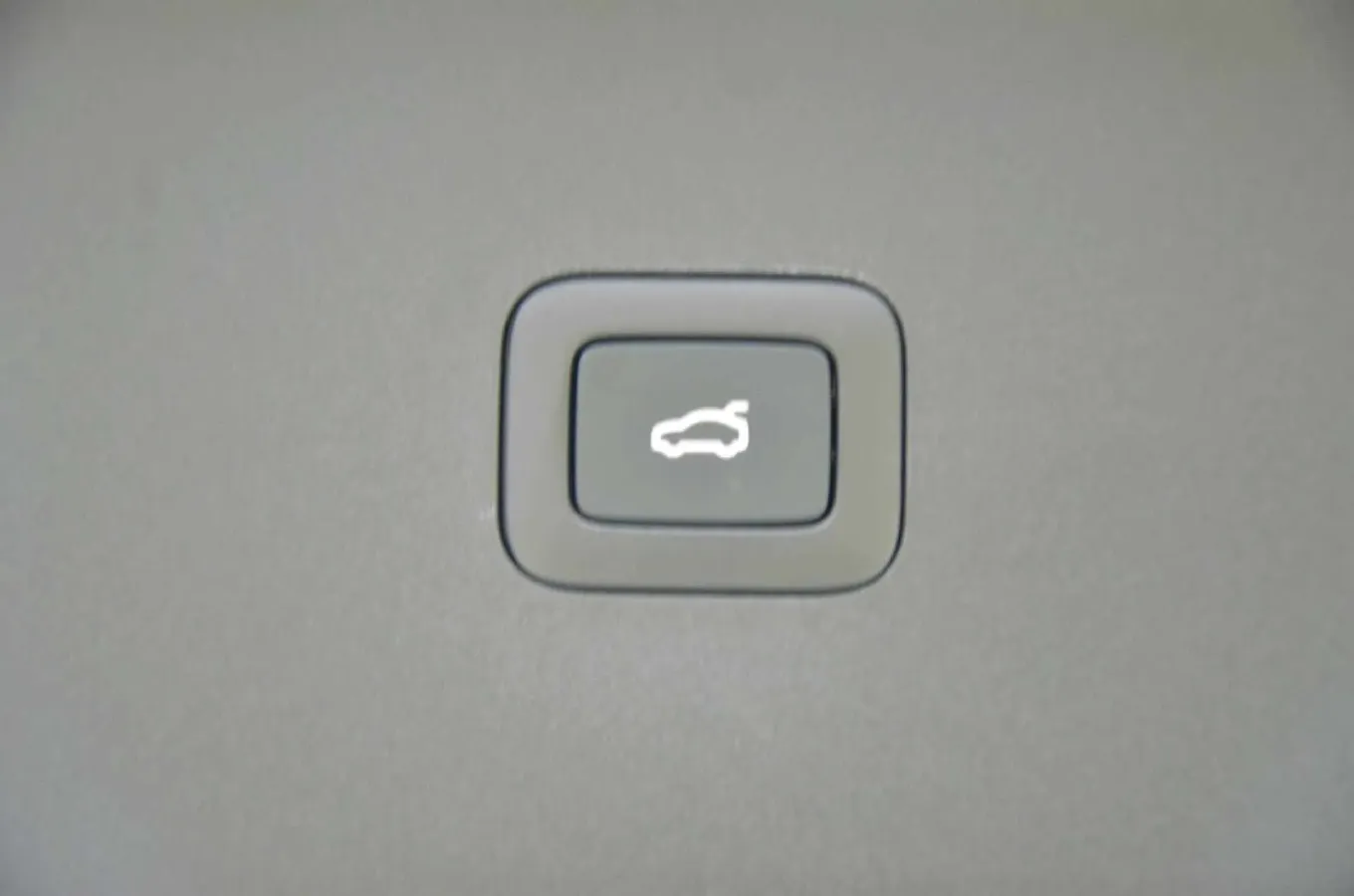 2025 MI YU7 BEV 96.3KWH,autocango,china used car exporter,china ev exporter,chinese used car exporter,chinese used ev exporter