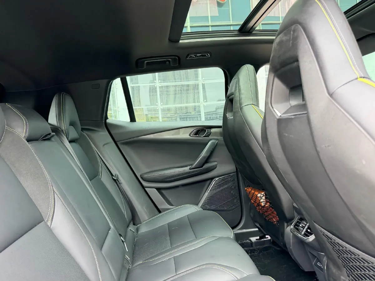 2023 LYNK&CO 03 1.5T 181HP L4 7DCT,autocango,china used car exporter,china ev exporter,chinese used car exporter,chinese used ev exporter