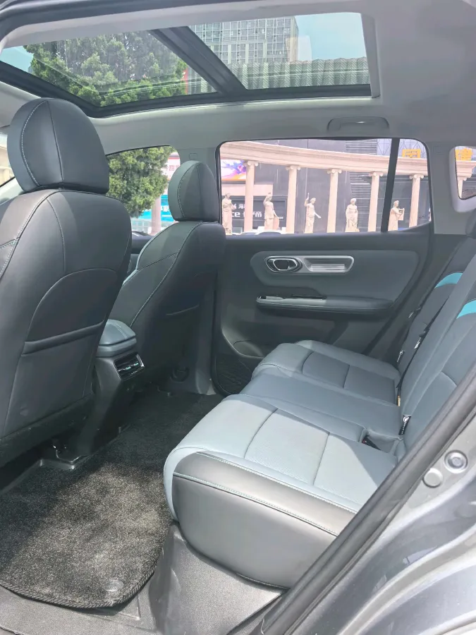 2023 MAXUS Interstellar 2.0T 261HP L4 8AT,autocango,china used car exporter,china ev exporter,chinese used car exporter,chinese used ev exporter