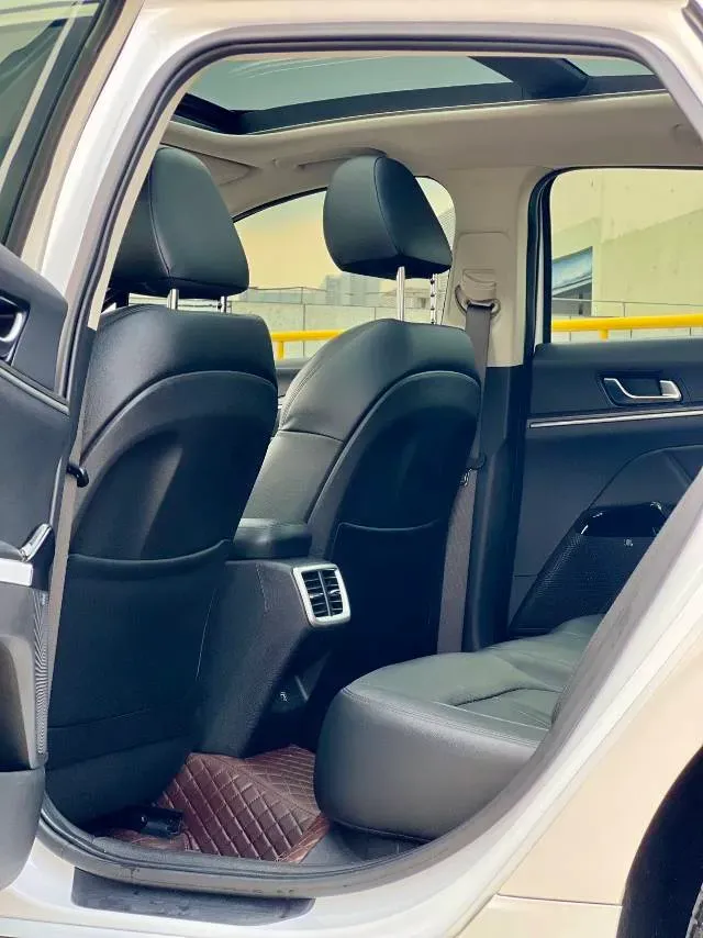 2020 Kia K5 2.0T 240HP L4 8AT,autocango,china used car exporter,china ev exporter,chinese used car exporter,chinese used ev exporter