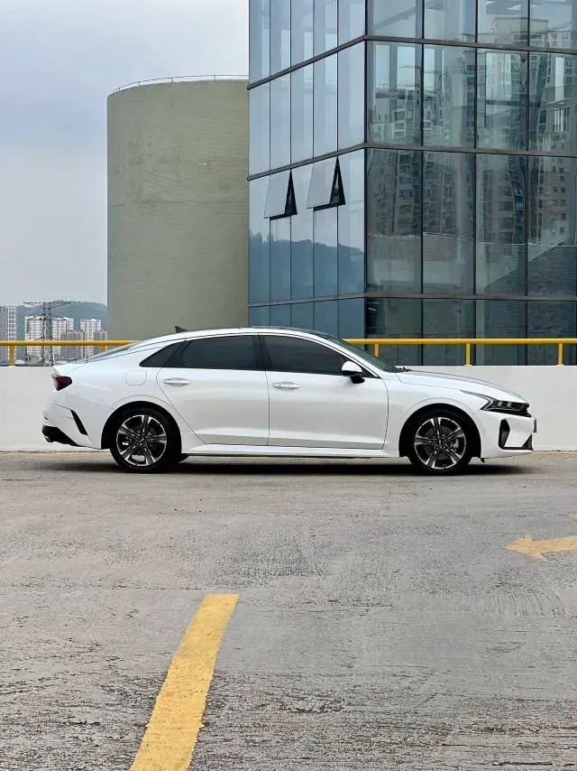 2020 Kia K5 2.0T 240HP L4 8AT,autocango,china used car exporter,china ev exporter,chinese used car exporter,chinese used ev exporter