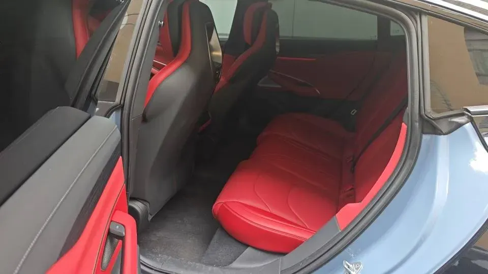 2024 MI SU7 BEV 101KWH,autocango,china used car exporter,china ev exporter,chinese used car exporter,chinese used ev exporter