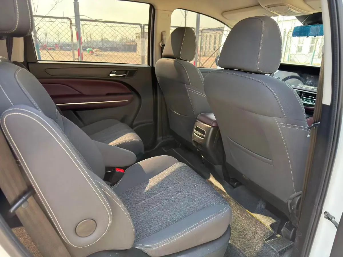 2021 GAC Trumpchi M6 1.5T 169HP L4 7DCT,autocango,china used car exporter,china ev exporter,chinese used car exporter,chinese used ev exporter