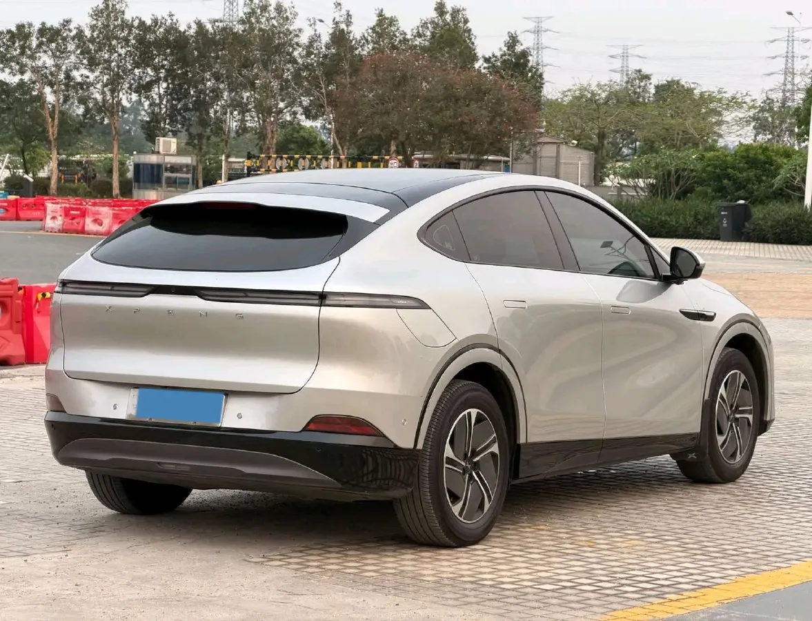 2023 Xpeng G6 BEV 66KWH,autocango,china used car exporter,china ev exporter,chinese used car exporter,chinese used ev exporter