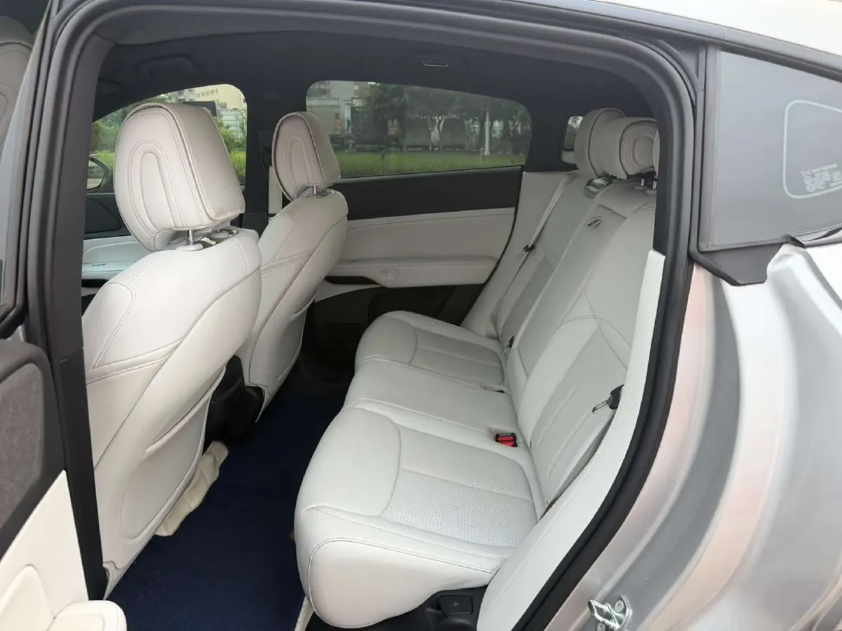 2023 Xpeng G6 BEV 66KWH,autocango,china used car exporter,china ev exporter,chinese used car exporter,chinese used ev exporter