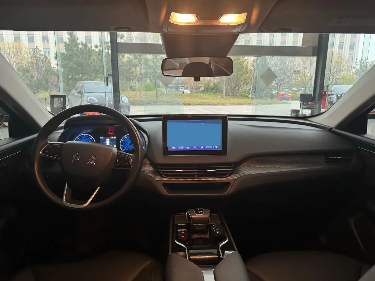 2022 HongQi E-QM5 BEV 54KWH,autocango,china used car exporter,china ev exporter,chinese used car exporter,chinese used ev exporter