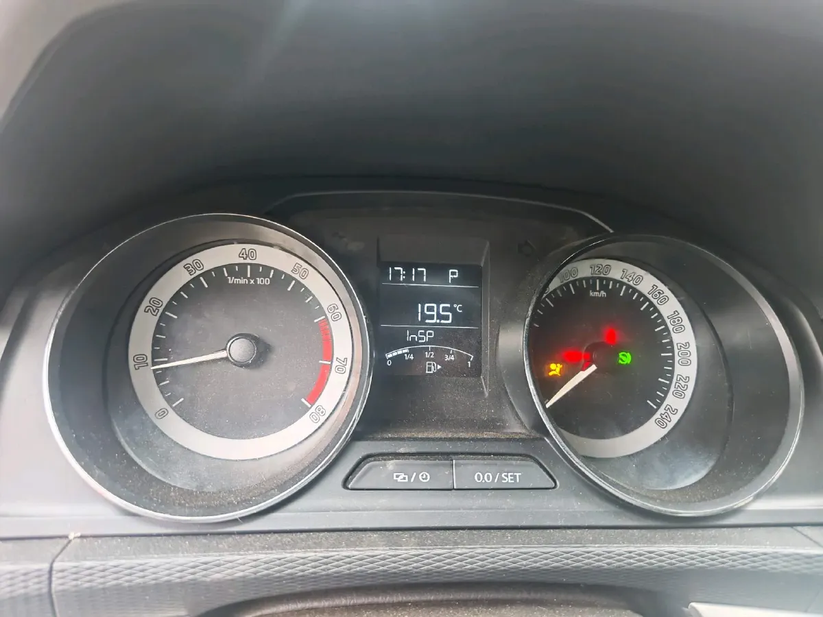 2018 Skoda Rapid Spaceback 1.4T 131HP L4 7DCT,autocango,china used car exporter,china ev exporter,chinese used car exporter,chinese used ev exporter