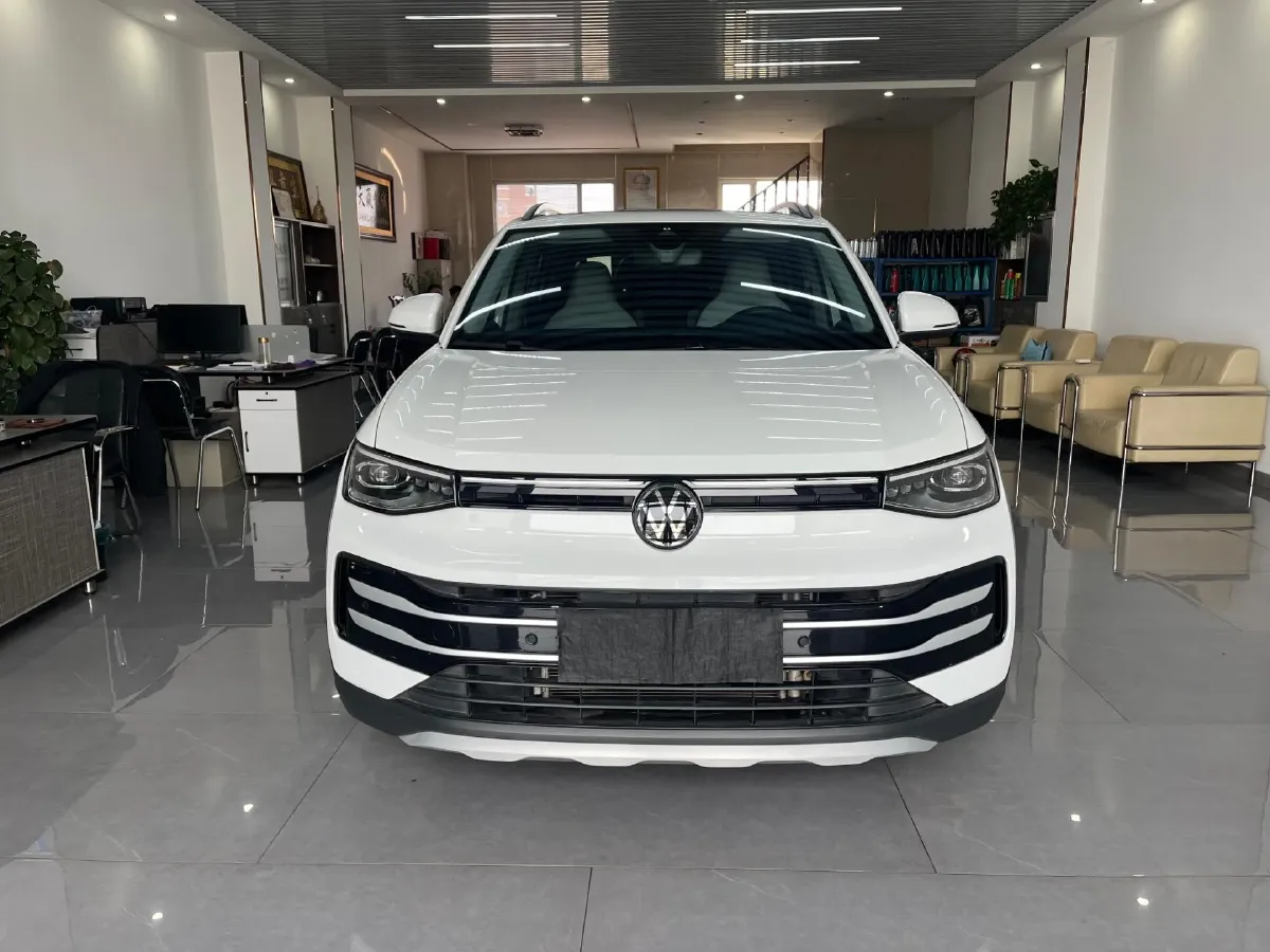 2025 Volkswagen Tharu 1.5L 110HP L4 6AT,autocango,china used car exporter,china ev exporter,chinese used car exporter,chinese used ev exporter
