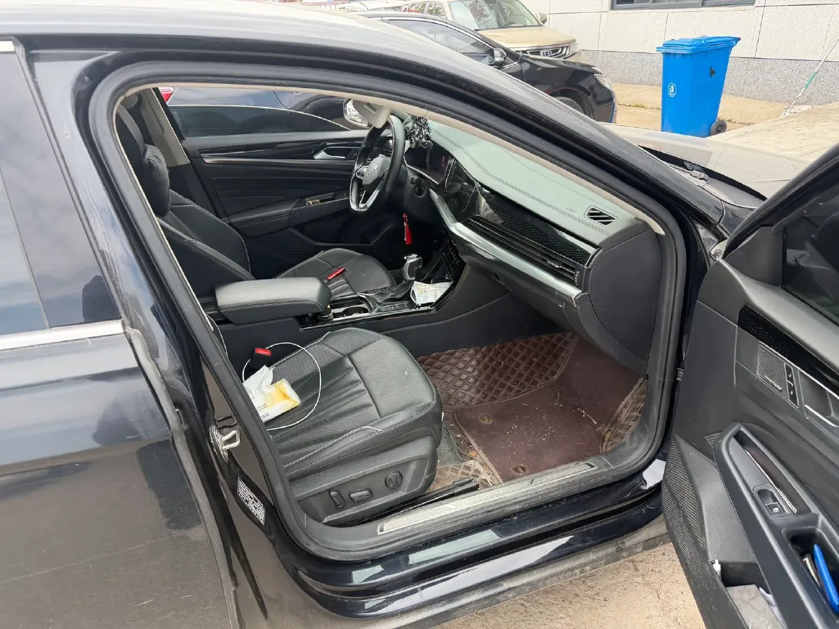 2024 Volkswagen Passat 2.0T 220HP L4 7DCT,autocango,china used car exporter,china ev exporter,chinese used car exporter,chinese used ev exporter